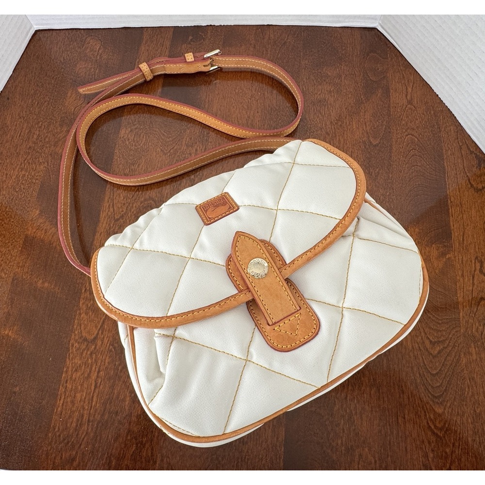 Dooney and Bourke White Quilted Crossbody Flap w/Snap